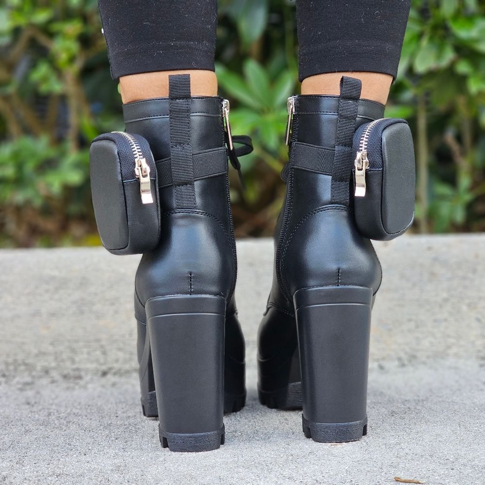 Black Women’s Lace Up Block Heel Booties Side Zipper & Pouches - Picture 4 of 5